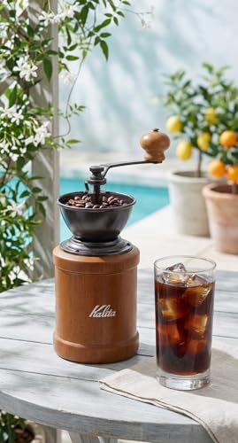 【Amazon.co.jp 限定】 カリタ Kalita コーヒーミル 木製 粒度の安定性が高いアルミ製グラインダー KH-3AM 粗さ調整可能 手挽き コーヒーミル ブラウン #42188 ミル コーヒー初心者 小型 持ち運び カフェ インテリア レトロ キャンプ アウトドア アンティーク プレゼント記念日 ギフトの詳細・まとめ 画像