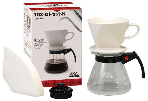 カリタ Kalita 雑味が出る前においしさだけを引き出す速い抽出速度の3つ穴 コーヒー ドリップセット ドリッパーセット 保温性が高い 陶器 2~4人用 102-ロトセットN 陶器 ドリップセット ドリップ 器具 #35163 二人用 四人用 2杯用 4杯用 おしゃれ キャンプ アウトドア 喫茶店 アンティーク 結婚 祝い プレゼント 誕生日 女性 男性 還暦 退職 記念日 贈り物 還暦 敬老の外観・全体像 画像